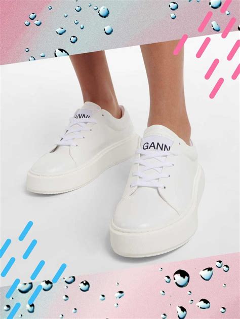 how to get white shoes again.